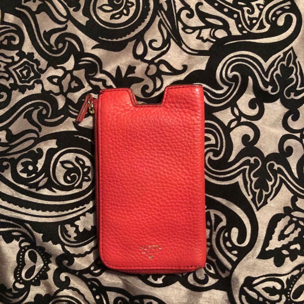 Fossil cell phone case/wallet. Never used